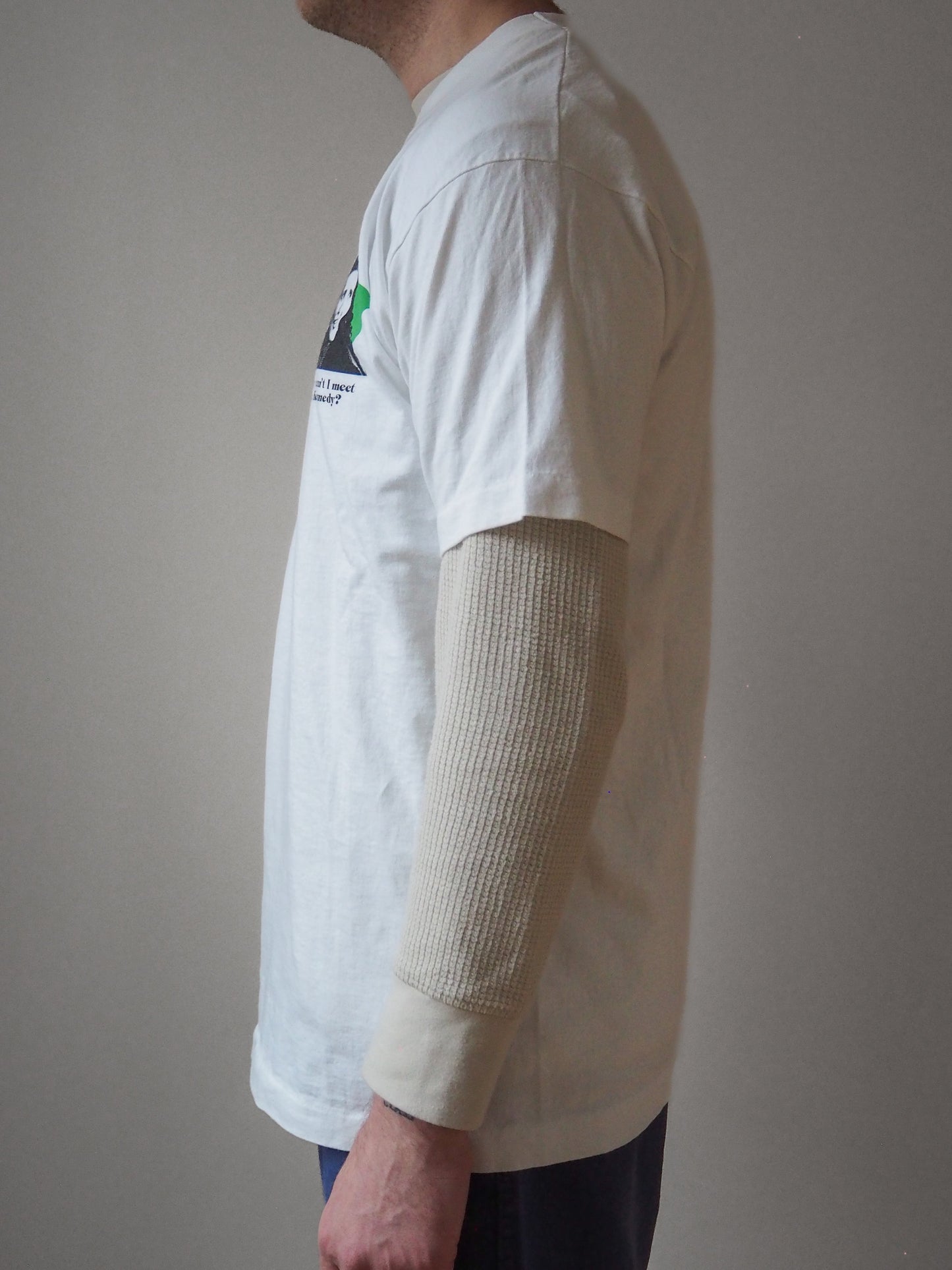 1993 Seinfeld “Why Can’t I Meet Kennedy?” t-shirt