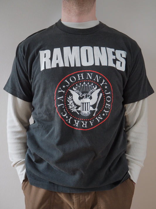 1990 Ramones "Escape from New York" tour  t-shirt